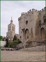 Le Palais des papes et Notre Dame des Doms à Avignon - 16/05/05